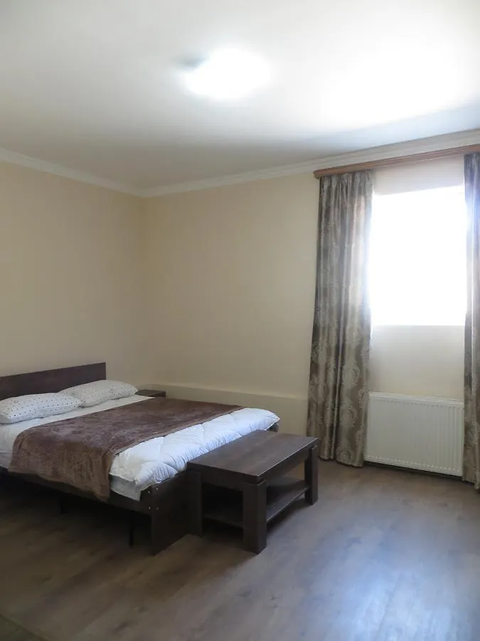 Roomer Τυφλίδα Ξενοδοχείο