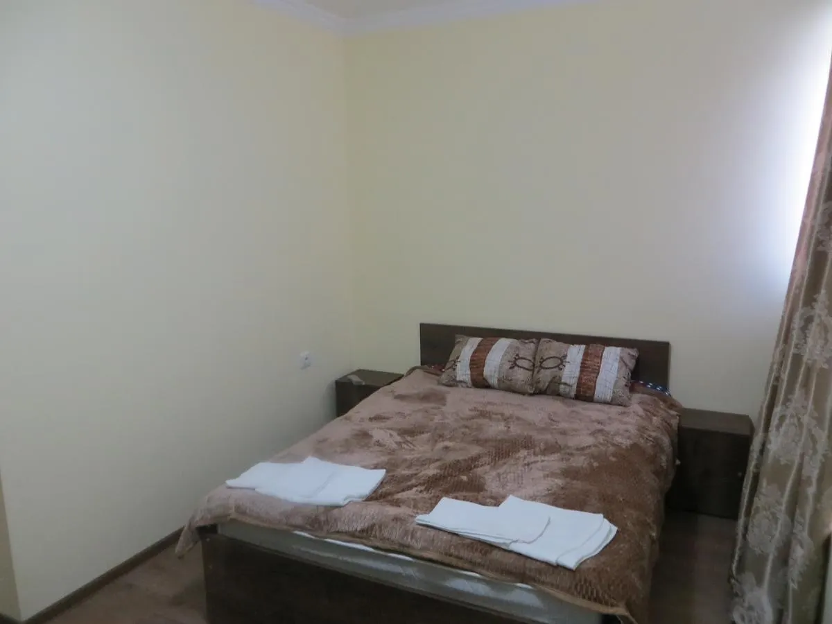 Ξενοδοχείο Roomer Τυφλίδα